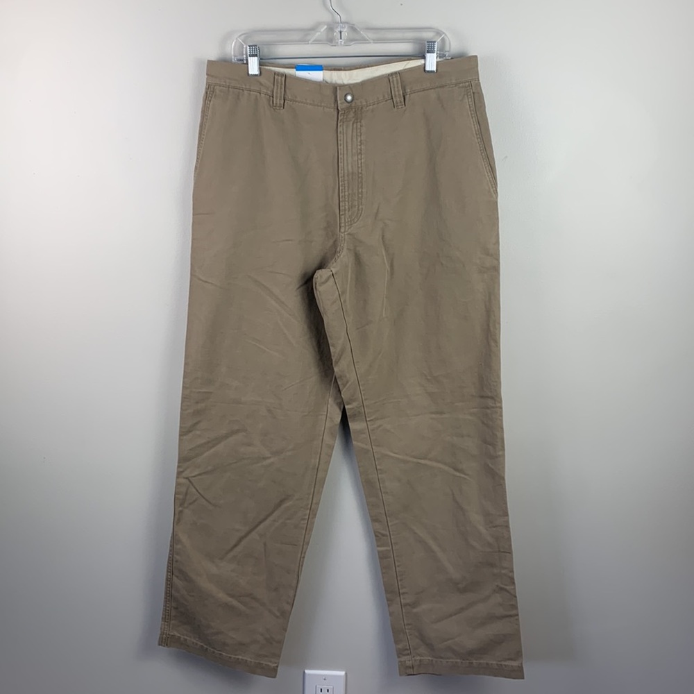 Columbia Men's Classic Peak Cargo Pants in Taupe NEW!